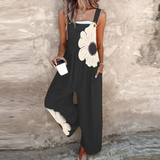 Jardineira – estilo relaxado em preto estampada